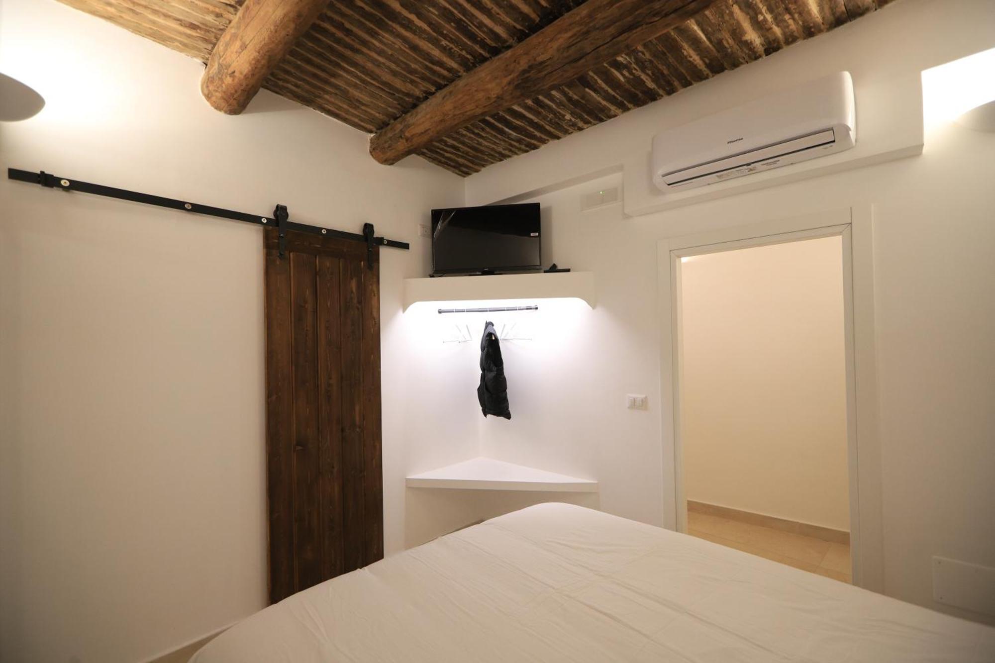 Ai 13 Gradoni Di Chiaia Bed and Breakfast Napels Buitenkant foto