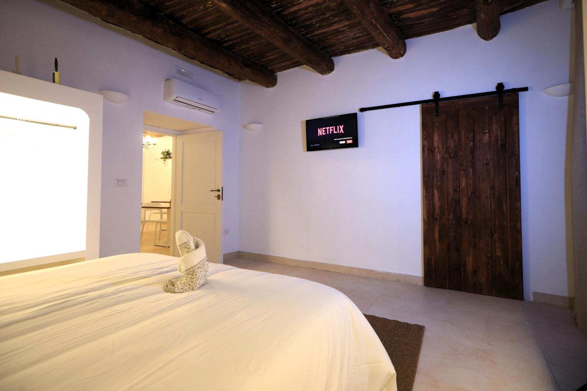 Ai 13 Gradoni Di Chiaia Bed and Breakfast Napels Buitenkant foto