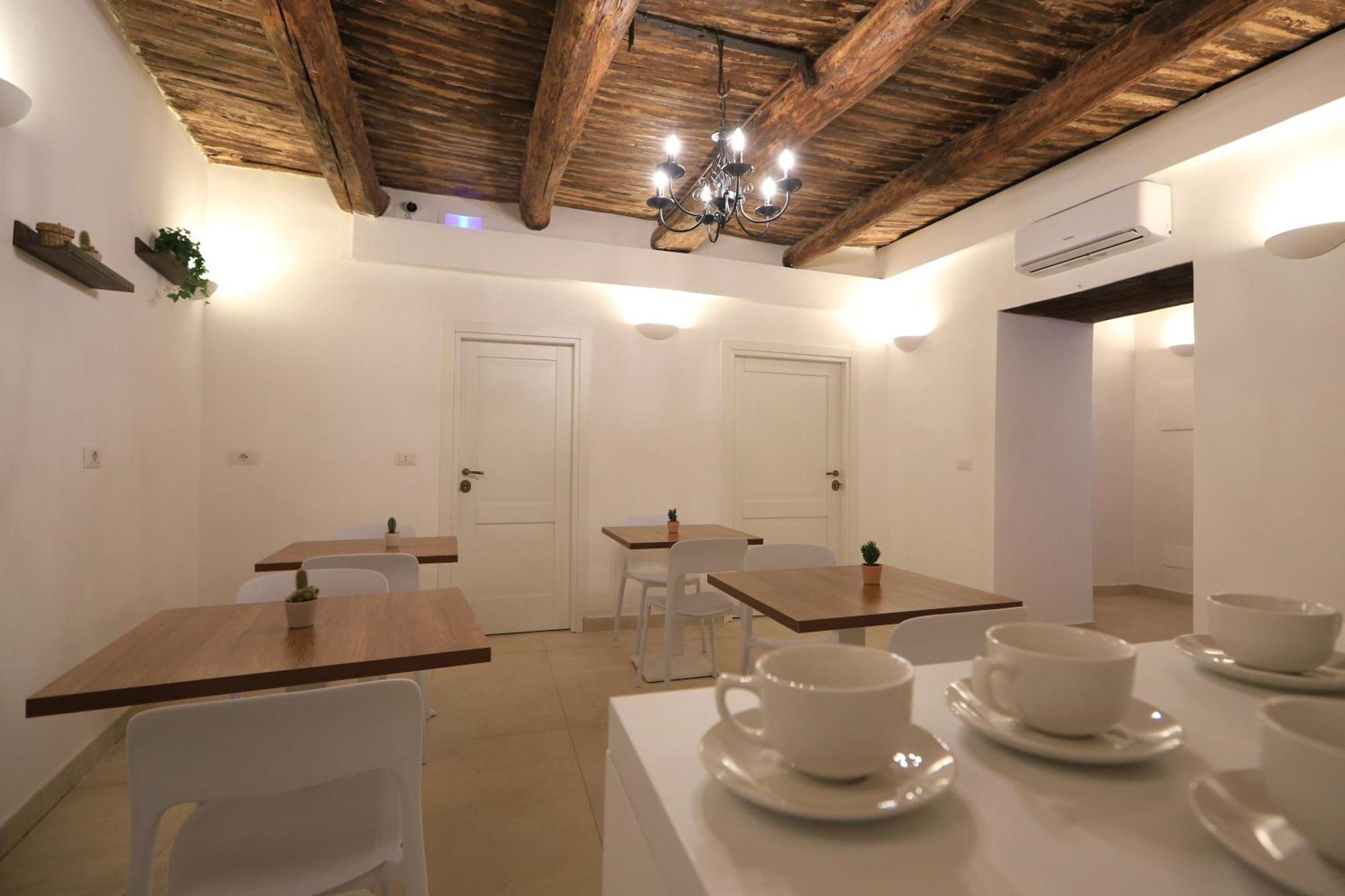 Ai 13 Gradoni Di Chiaia Bed and Breakfast Napels Buitenkant foto