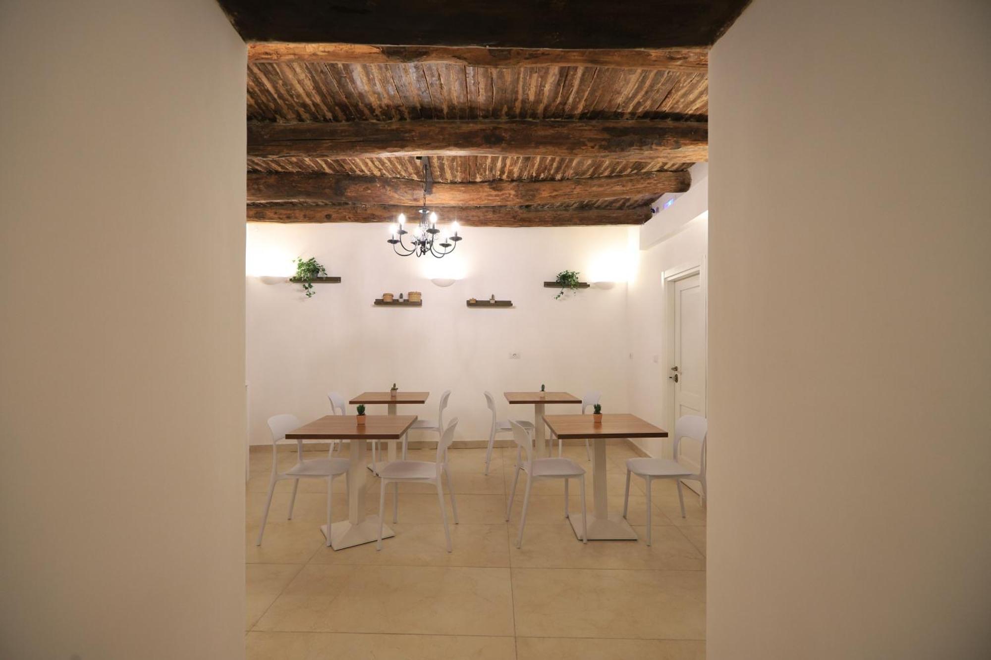 Ai 13 Gradoni Di Chiaia Bed and Breakfast Napels Buitenkant foto